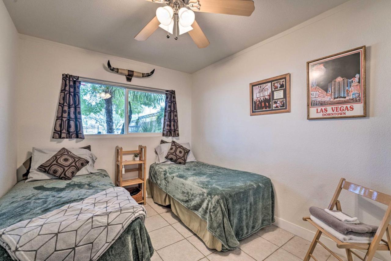 Vegas Oasis Home With Pool And Spa 7 Miles To Strip Las Vegas Exteriör bild